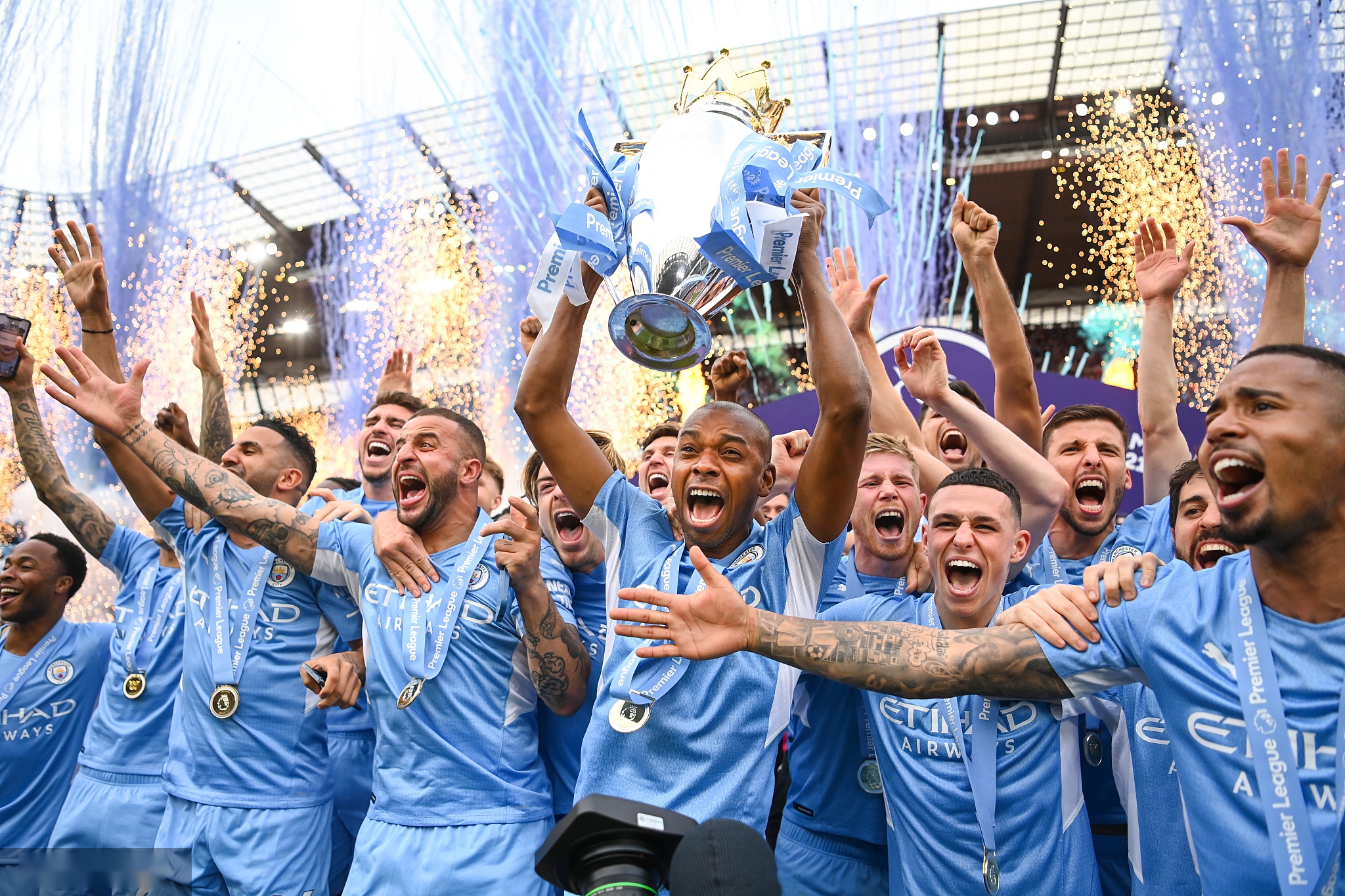 年轻球员能 年轻球员能